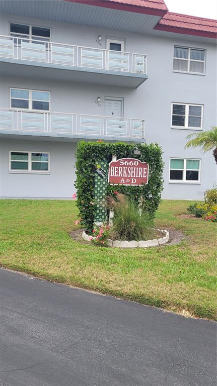 Picture of 5660 80Th Street N Unit D206, St Petersburg FL 33709