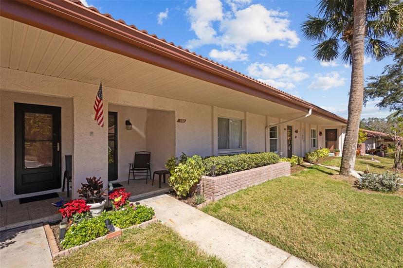 Picture of 1102 Montrose Place Unit 1704, Dunedin FL 34698