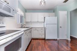 Picture of 5922 Garden Lane Unit A31, Bradenton, FL 34207