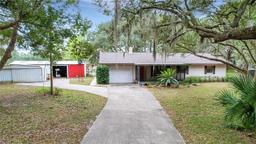 Picture of 31241 Benton Drive, Eustis, FL 32736