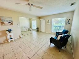 Picture of 4203 34Th Avenue Drive W Unit 17, Bradenton, FL 34205