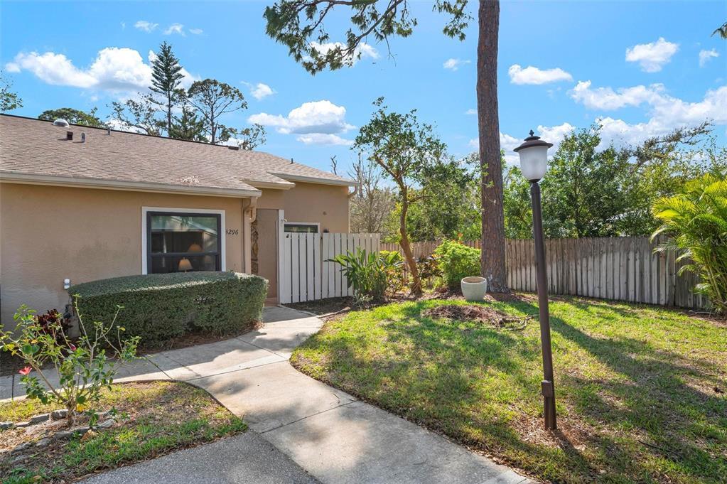 Picture of 3296 Tallywood Court Unit 7097, Sarasota, FL 34237