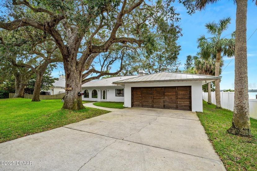 Picture of 1596 John Anderson Drive, Ormond Beach FL 32176