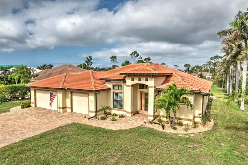 Picture of 995 Romano Key Circle, Punta Gorda FL 33955