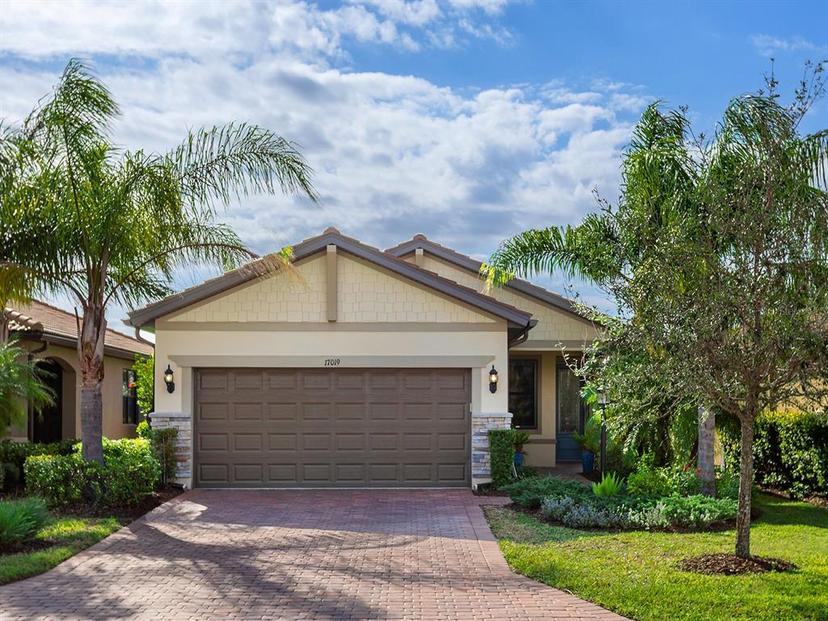 Picture of 17019 Hampton Falls Terrace, Lakewood Ranch FL 34202