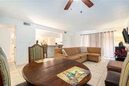 Picture of 3600 42Nd Street S Unit 52B, St Petersburg, FL 33711