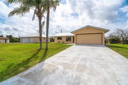 Picture of 10075 Bentley Avenue, Englewood, FL 34224