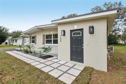 Picture of 722 Valencia Avenue, Orange City, FL 32763