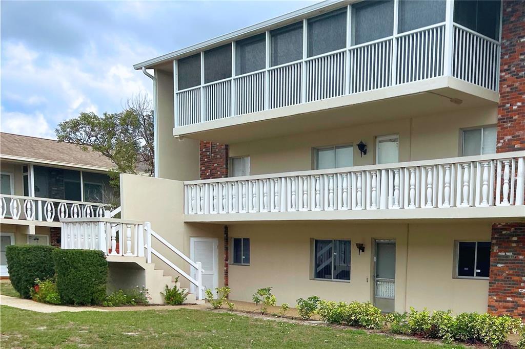 Picture of 3751 S School Avenue Unit 9, Sarasota, FL 34239