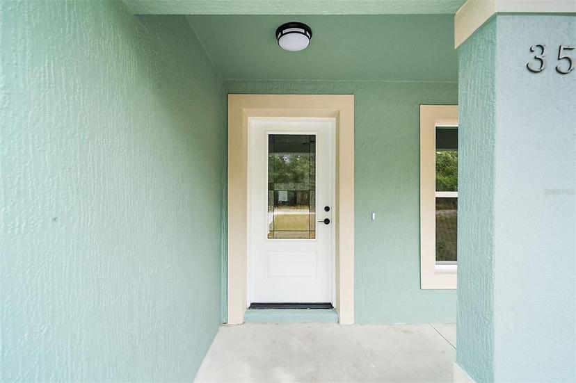 Picture of 35 Sequoia Loop Ct, Ocklawaha FL 32179