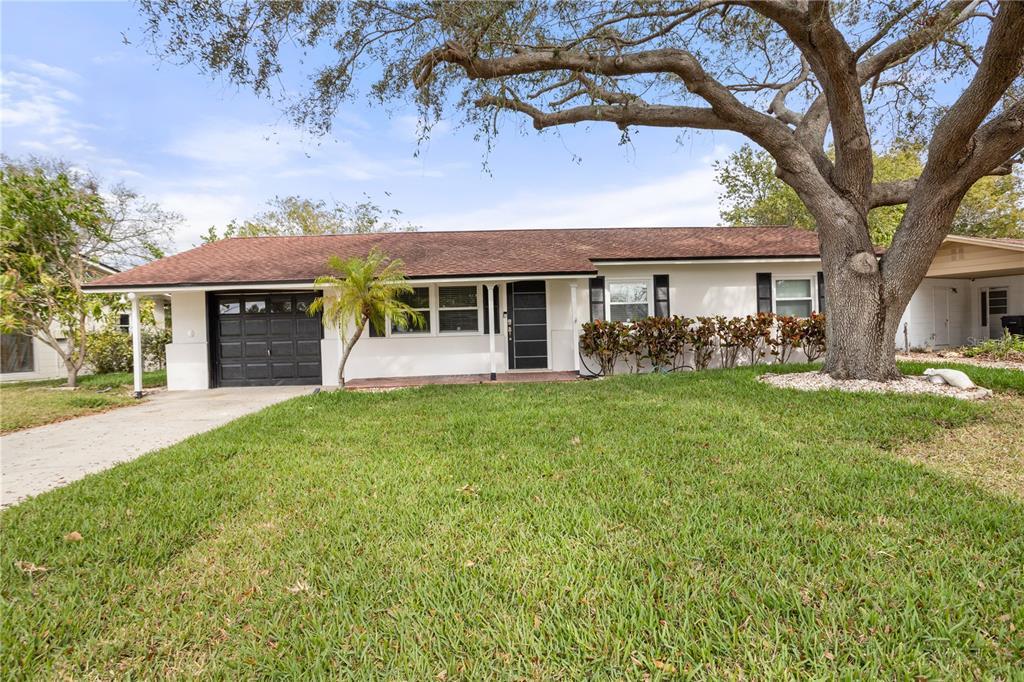 Picture of 8611 Driftwood Drive, Tampa, FL 33615