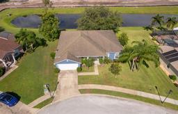 Picture of 295 E White Ibis Lane, Winter Haven, FL 33884