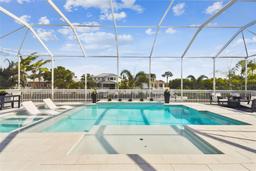 Picture of 978 Signet Drive, Apollo Beach, FL 33572