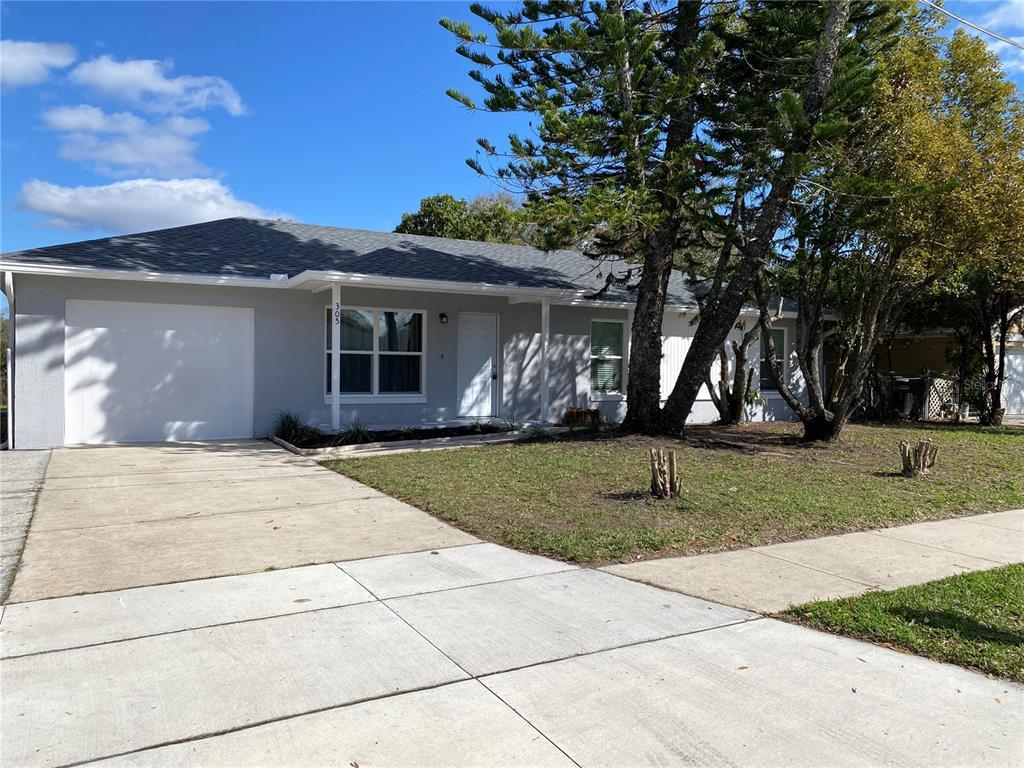 Picture of 305 S Palm Avenue, Kissimmee, FL 34741