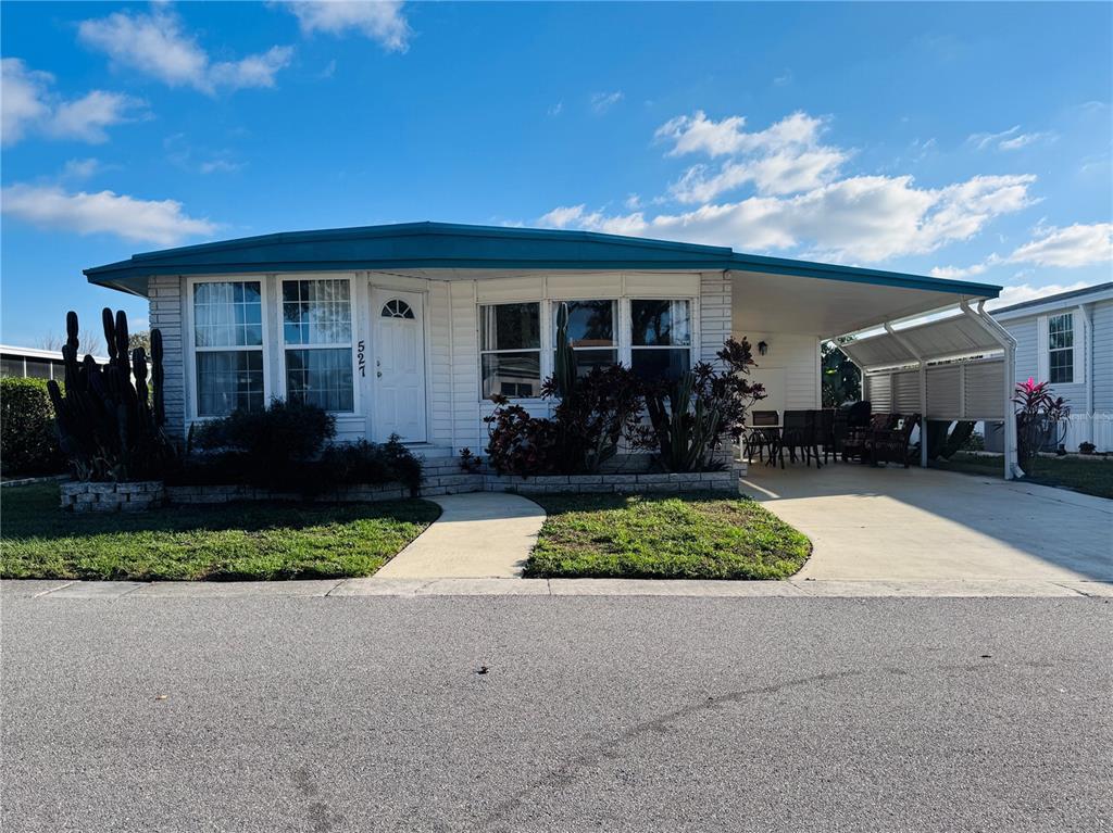 Picture of 2331 Belleair Road Unit 527, Clearwater, FL 33764