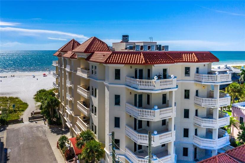 Picture of 14 Somerset Street Unit 5C, Clearwater FL 33767