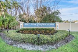 Picture of 960 Starkey Road Unit 10307, Largo, FL 33771