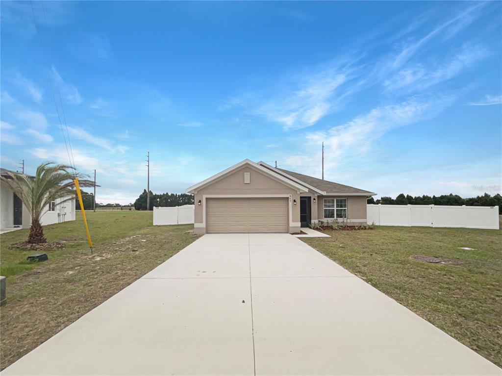 Picture of 947 Cumberland Drive, Kissimmee, FL 34759