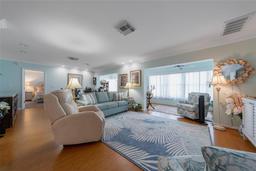 Picture of 5020 Brittany Drive S Unit 324, St Petersburg, FL 33715