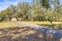 Picture of 1122 S Mulrennan Road, Valrico, FL 33594