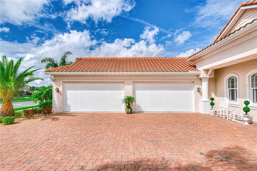 Picture of 2916 W Venetian Lake Cir, New Smyrna Beach FL 32168