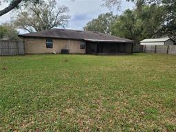 Picture of 2016 Amesbury Drive, Auburndale, FL 33823