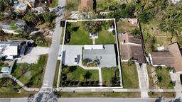 Picture of 4218 S Lockwood Ridge Road, Sarasota, FL 34231