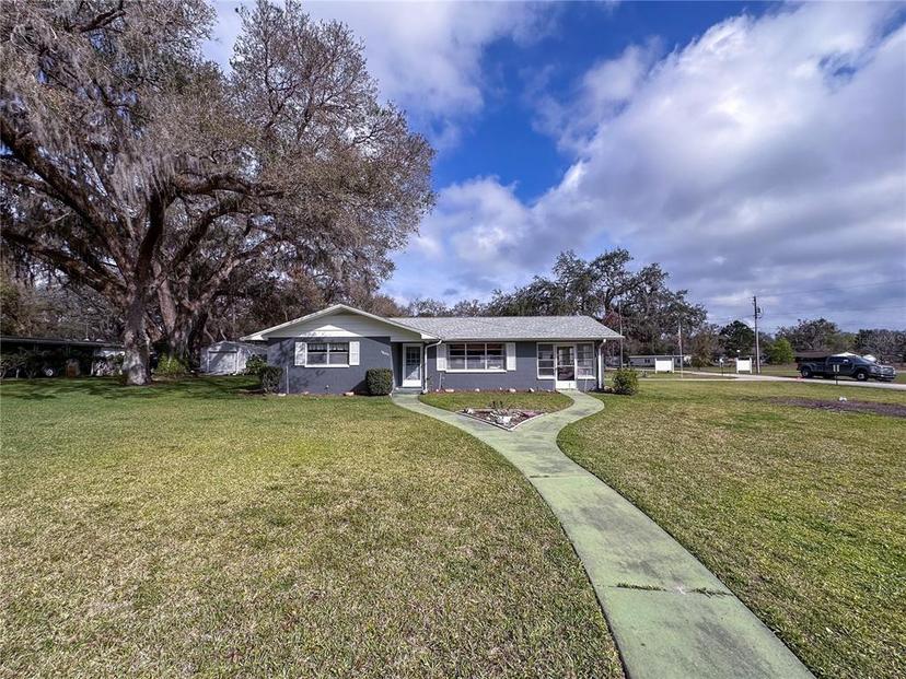 Picture of 38055 Avion Drive, Zephyrhills FL 33542