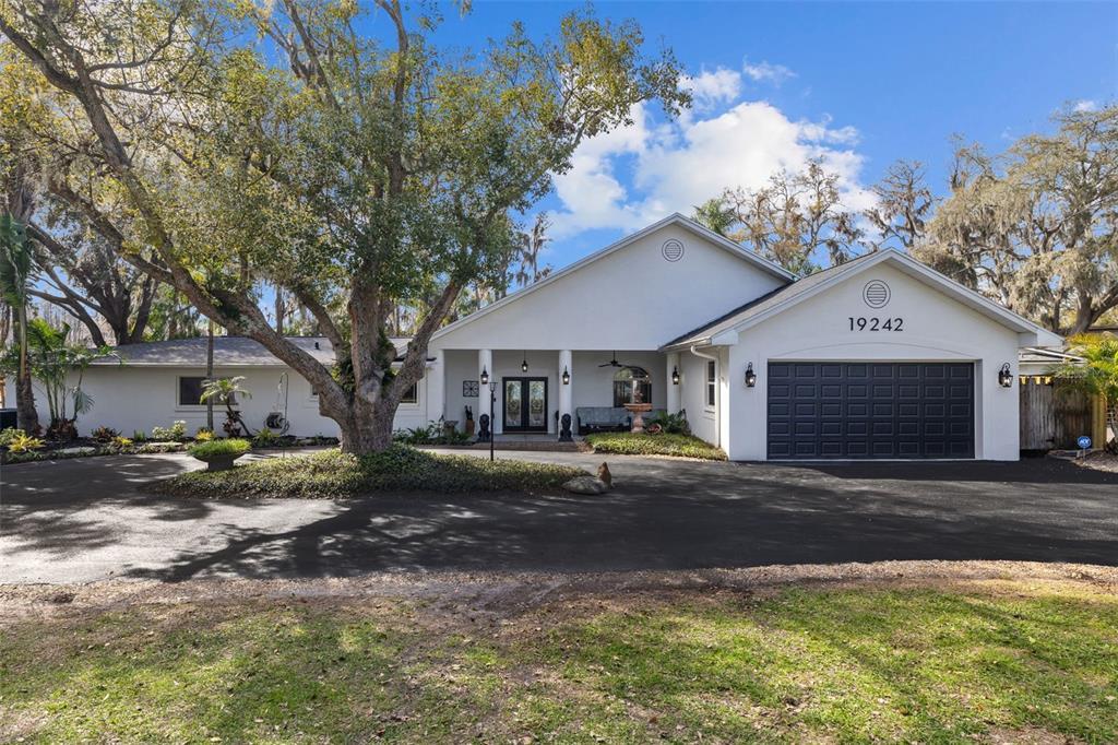 Picture of 19242 Blount Road, Lutz, FL 33558