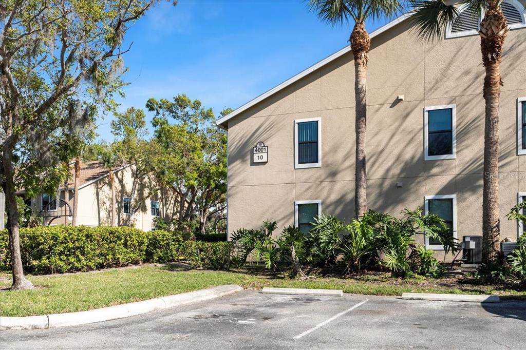 Picture of 4001 Crockers Lake Boulevard Unit 16, Sarasota, FL 34238