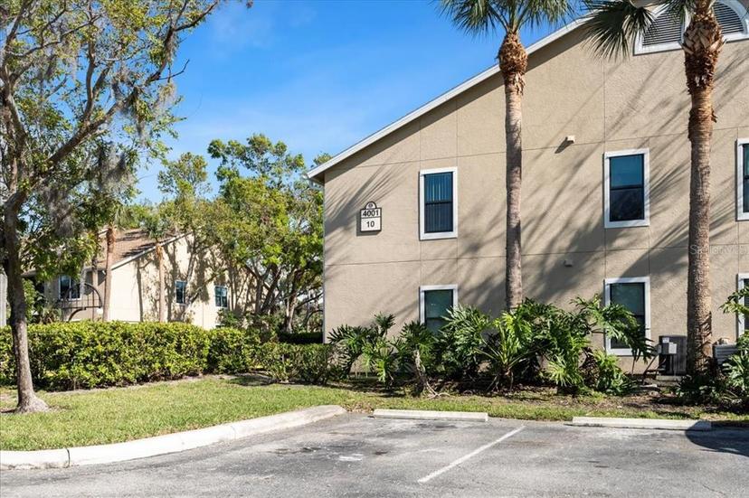 Picture of 4001 Crockers Lake Boulevard Unit 16, Sarasota FL 34238