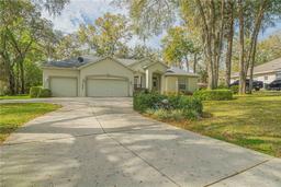 Picture of 19666 SW 88Th Loop, Dunnellon, FL 34432