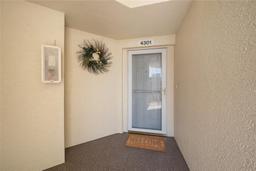 Picture of 1200 Country Club Drive Unit 4301, Largo, FL 33771