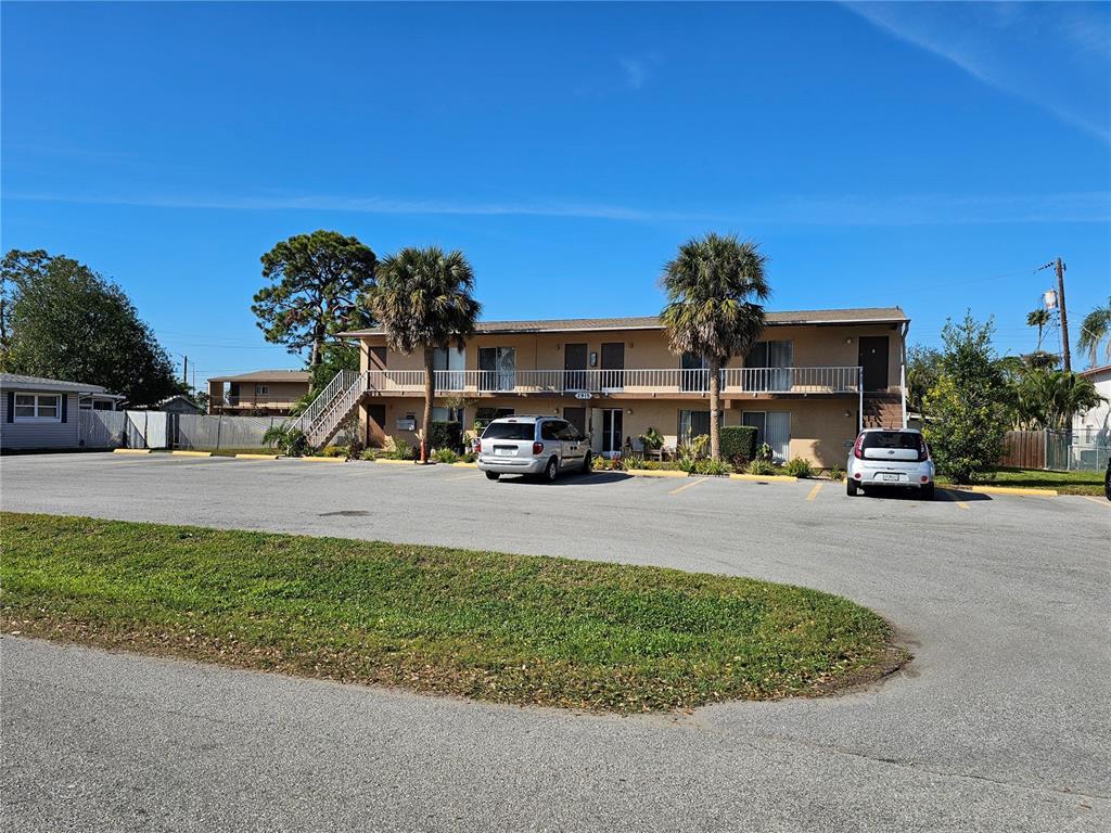 Picture of 2915 Lexington Street Unit 16, Sarasota, FL 34231