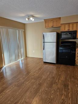 Picture of 2915 Lexington Street Unit 16, Sarasota, FL 34231