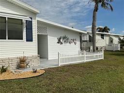 Picture of 212 Fairway Boulevard, Frostproof, FL 33843