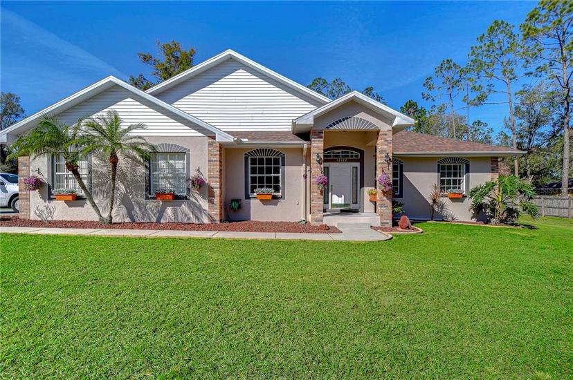 Picture of 12102 Hazen Avenue, Thonotosassa FL 33592