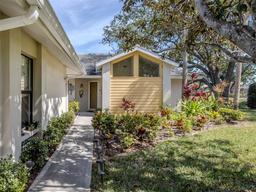 Picture of 268 Southampton Drive Unit 309, Venice, FL 34293