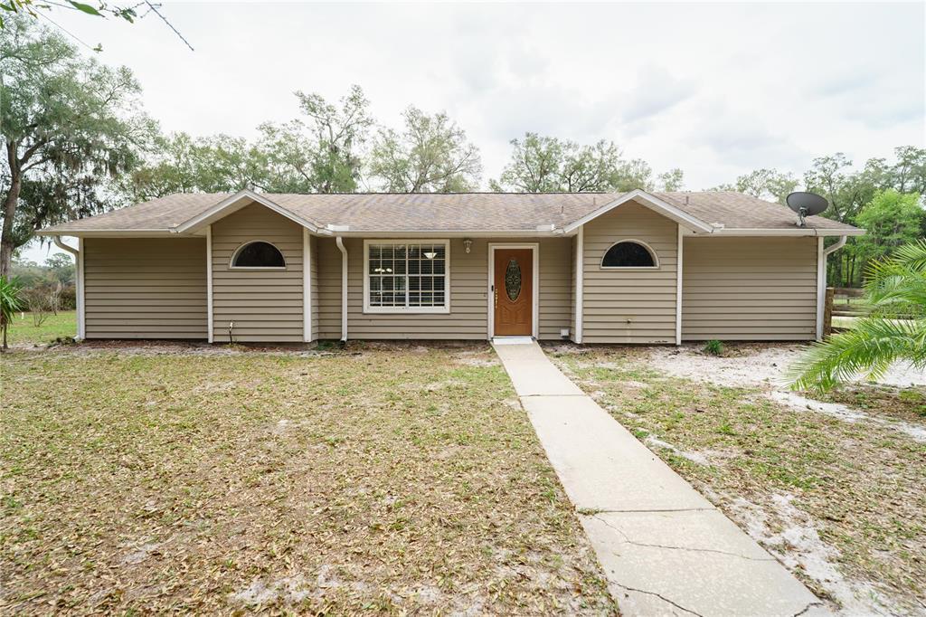 Picture of 5490 SE Highway 42, Summerfield, FL 34491