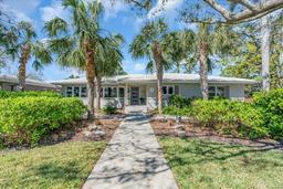 Picture of 276 Snell Isle Boulevard Ne, St Petersburg, FL 33704