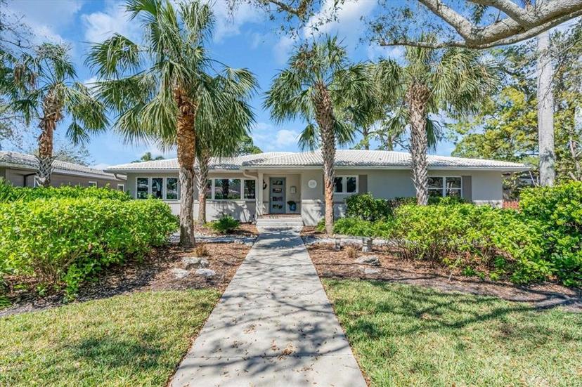 Picture of 276 Snell Isle Boulevard Ne, St Petersburg FL 33704