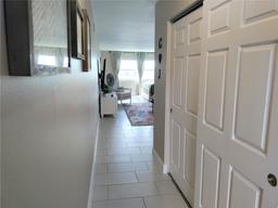 Picture of 3850 13Th Avenue N Unit 311, St Petersburg, FL 33713