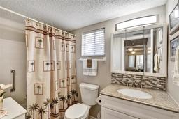 Picture of 3698 Lake Bayshore Drive Unit K-410, Bradenton, FL 34205