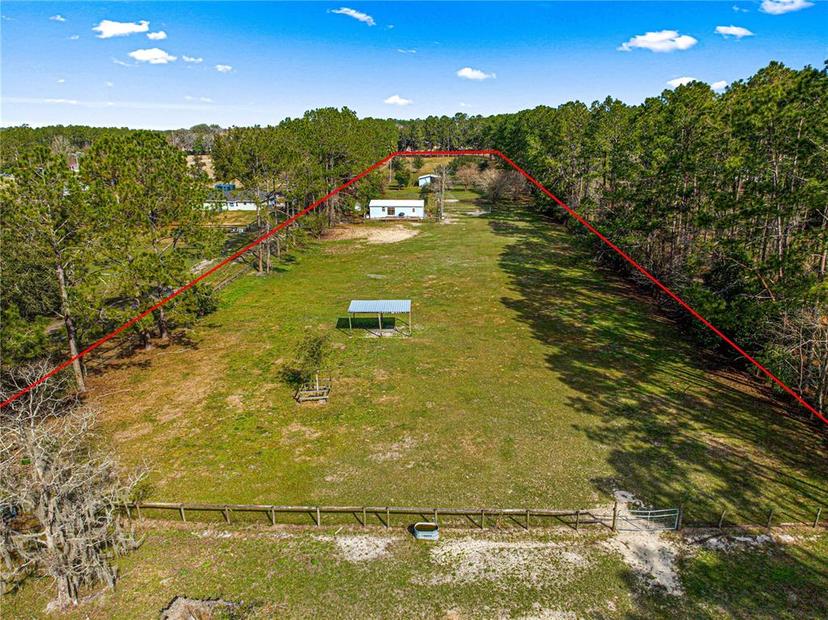 Picture of 15540 N Highway 329, Reddick FL 32686