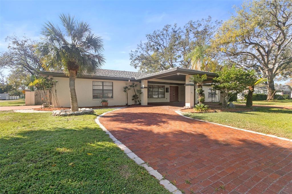 Picture of 4002 Hudson Terrace, Tampa, FL 33618