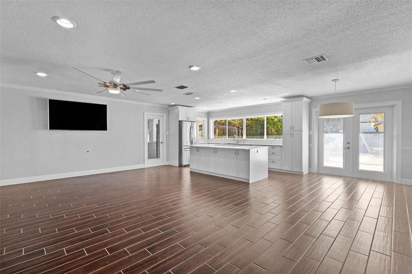 Picture of 4002 Hudson Terrace, Tampa FL 33618