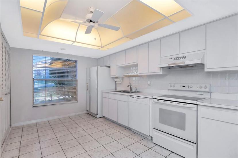 Picture of 1321 N Mcmullen Booth Road Unit 1321, Clearwater FL 33759