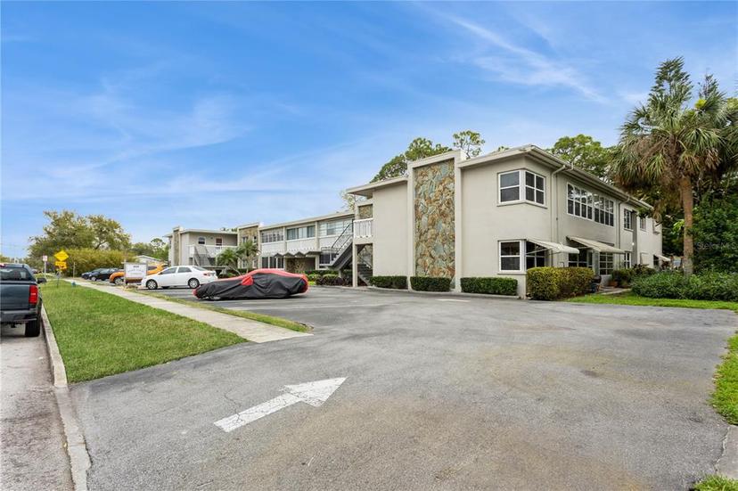 Picture of 800 71St Avenue N Unit 8, St Petersburg FL 33702