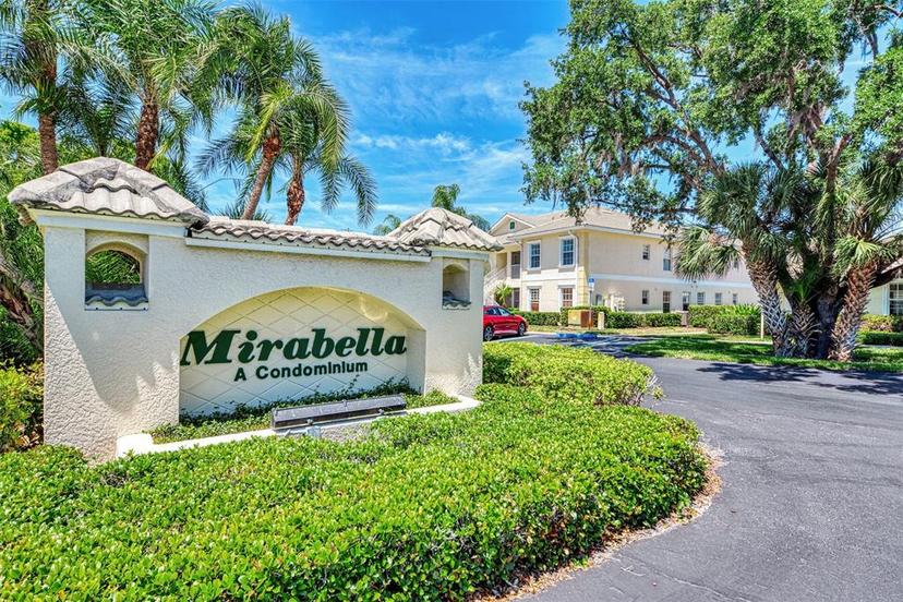 Picture of 200 Mirabella Circle Unit 102, Venice FL 34292