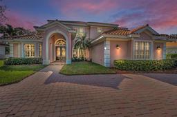 Picture of 7888 Lantana Creek Road, Seminole, FL 33777